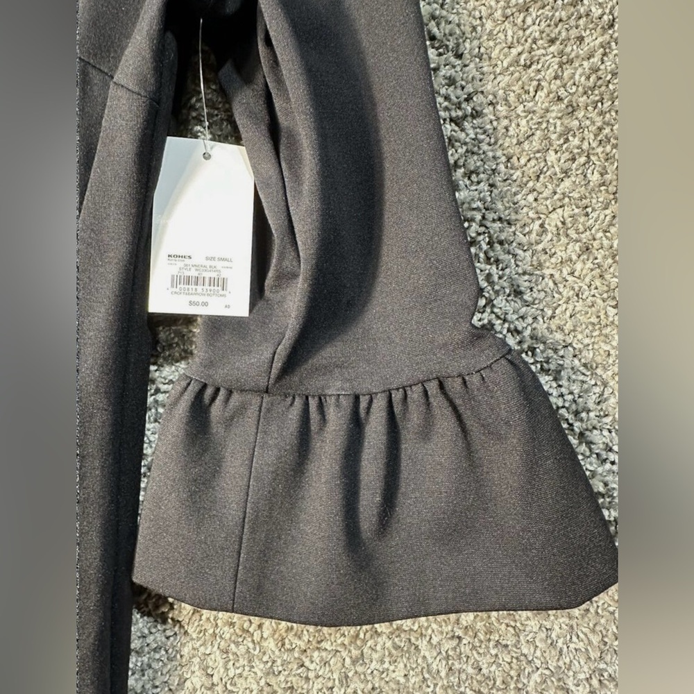 Women’s Croft & Barrow Bell Sleeve Dress SZ Small NWT - Picture 8 of 10